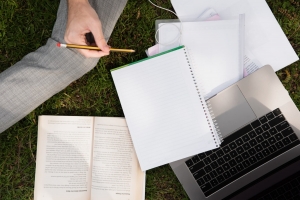 How student’s life affects after Using Research Paper Writing Service 